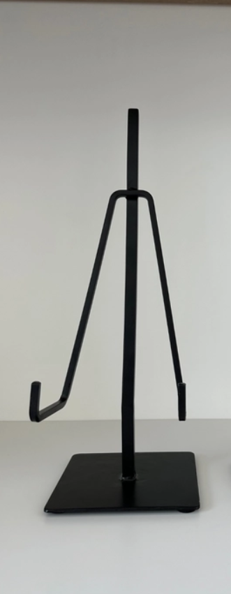 Dual Arm Black Iron Easel