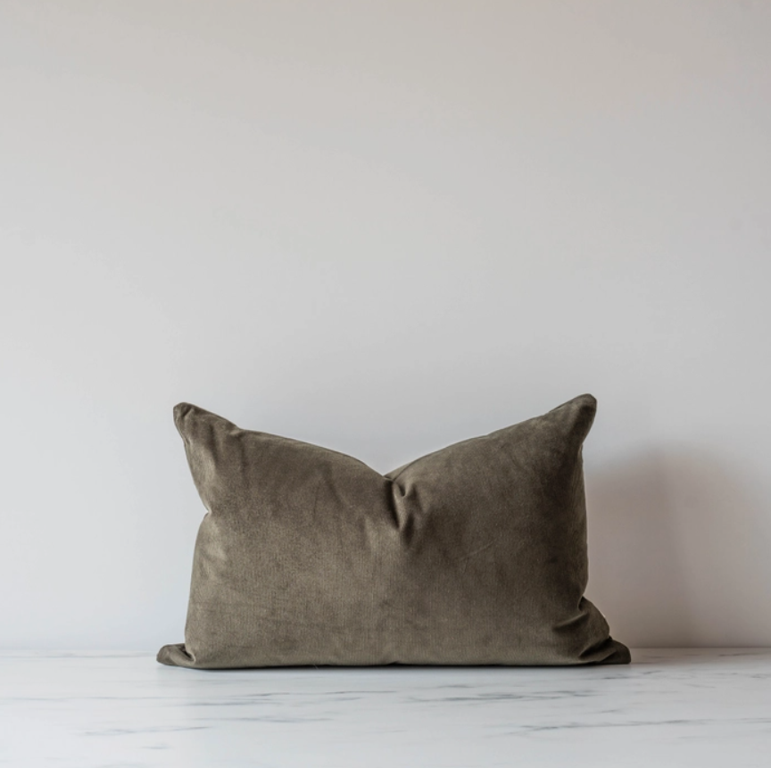 Fiona Pillow