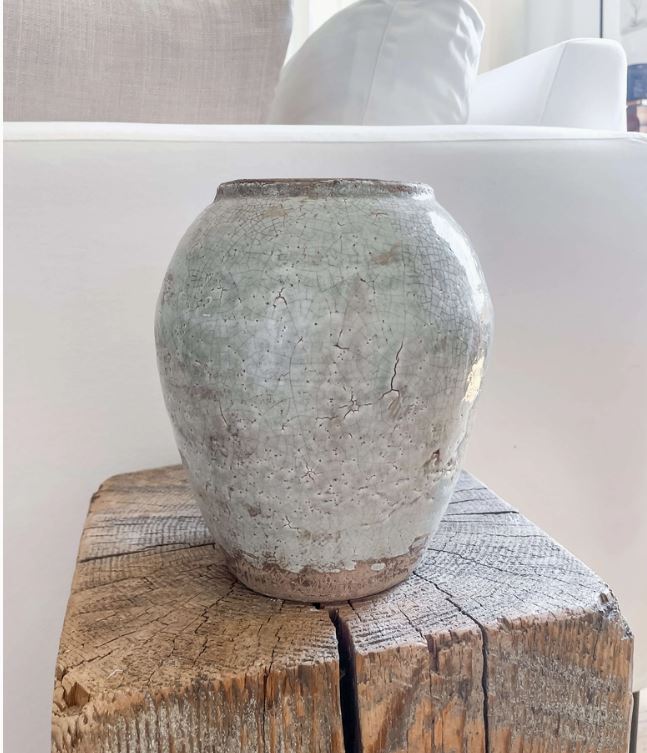 Luna Vintage-Style Tall Vase – Soft Blue Glaze