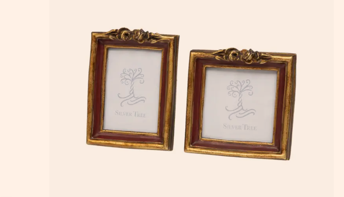 Mini Resin Frame with Decorative Detail