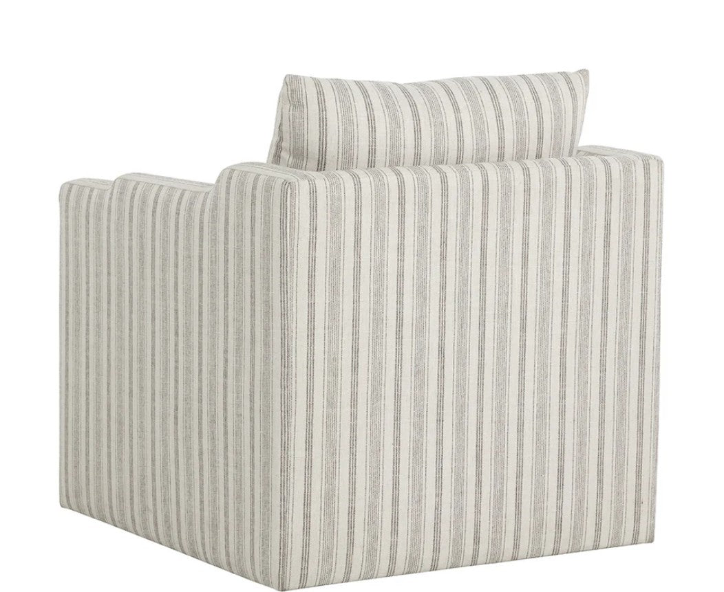 Roosevelt Swivel Lounge Chair