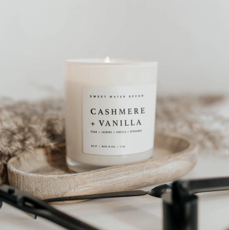 Cashmere and Vanilla 11 oz Soy Candle